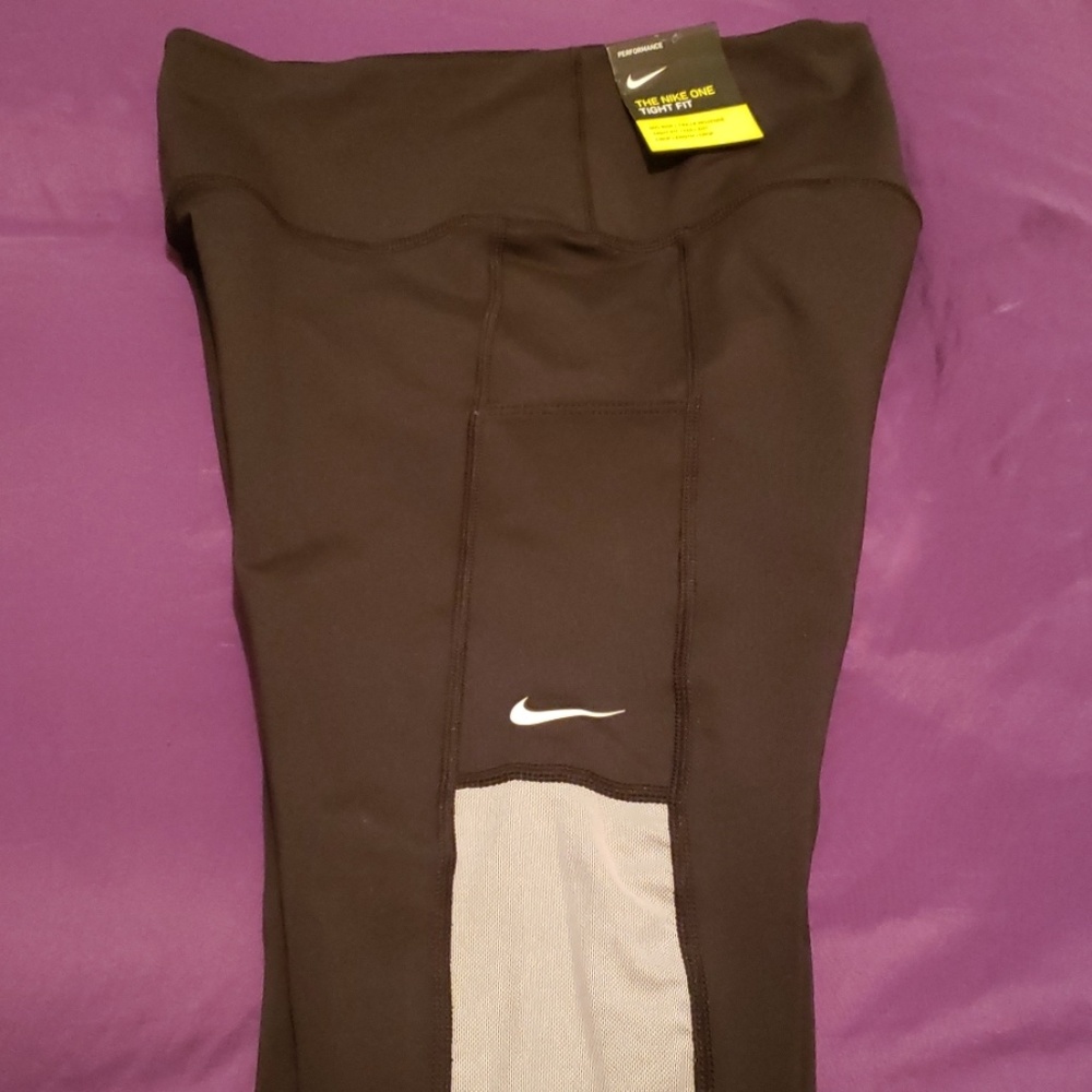 Nike ✔️ Pro Tights.